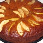 Яблочный пирог с сухарями из черного хлеба: рецепт 19 века